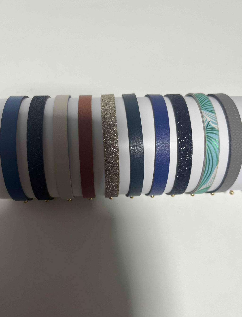 Lot de 10 cuirs réversibles – Bracelets Les Georgettes