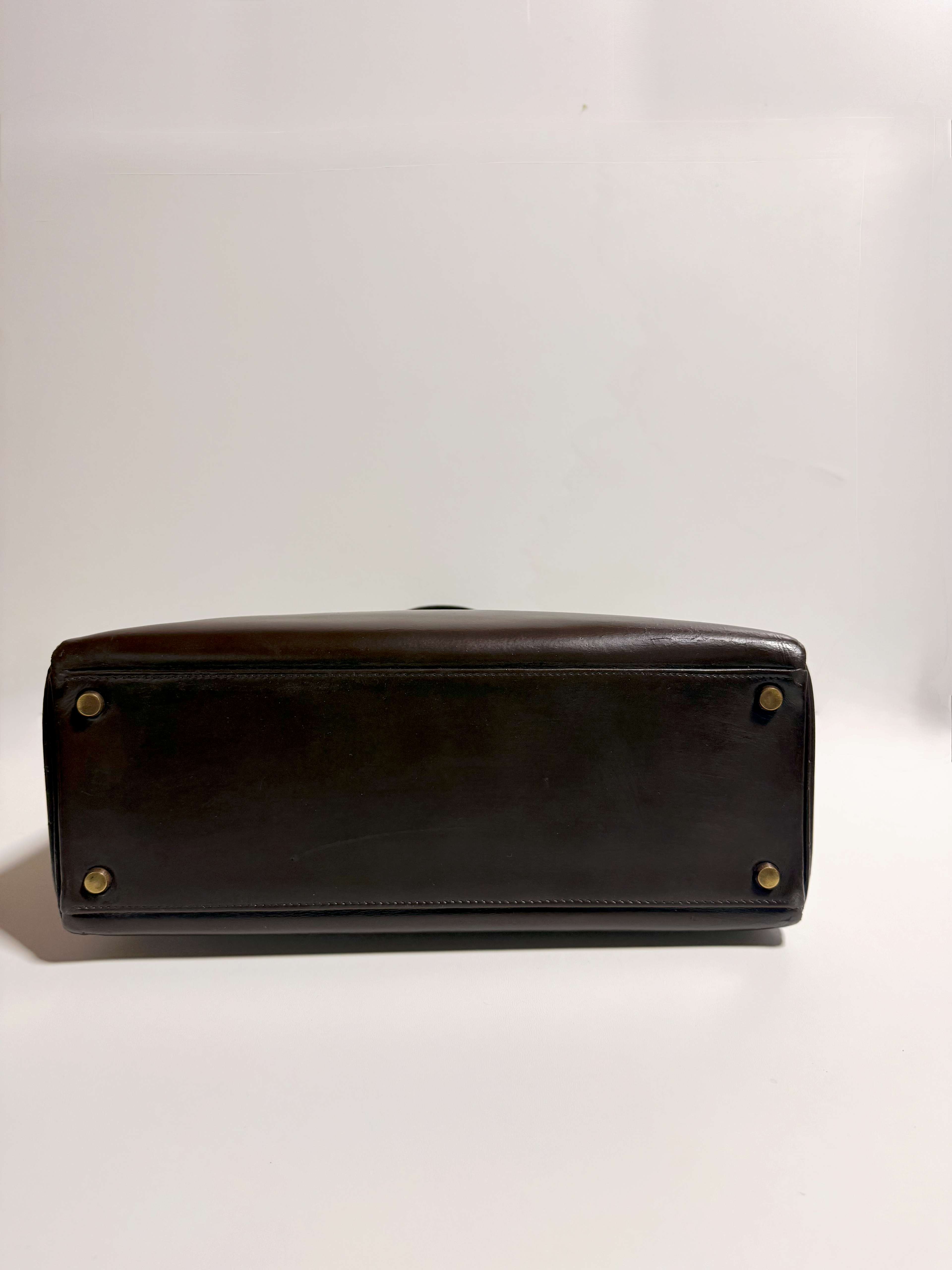 Hermès Kelly 32 Retourné 1972– Box Cacao – Vintage – Fermoir Or - Héritage Précieux