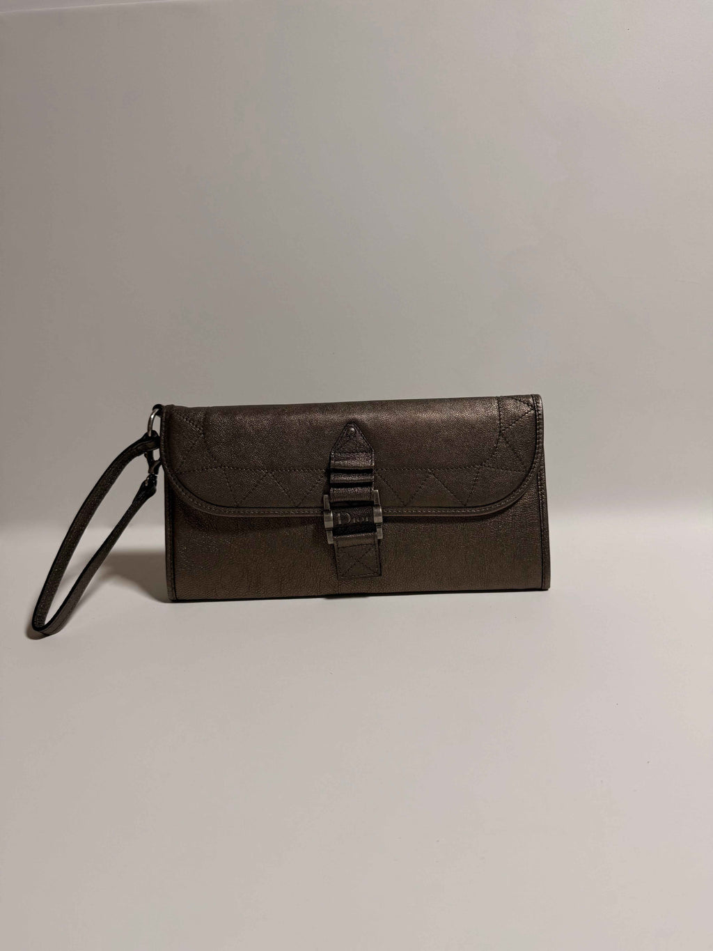 Christian Dior – Pochette 25 cm – 2006 – Cuir métallisé