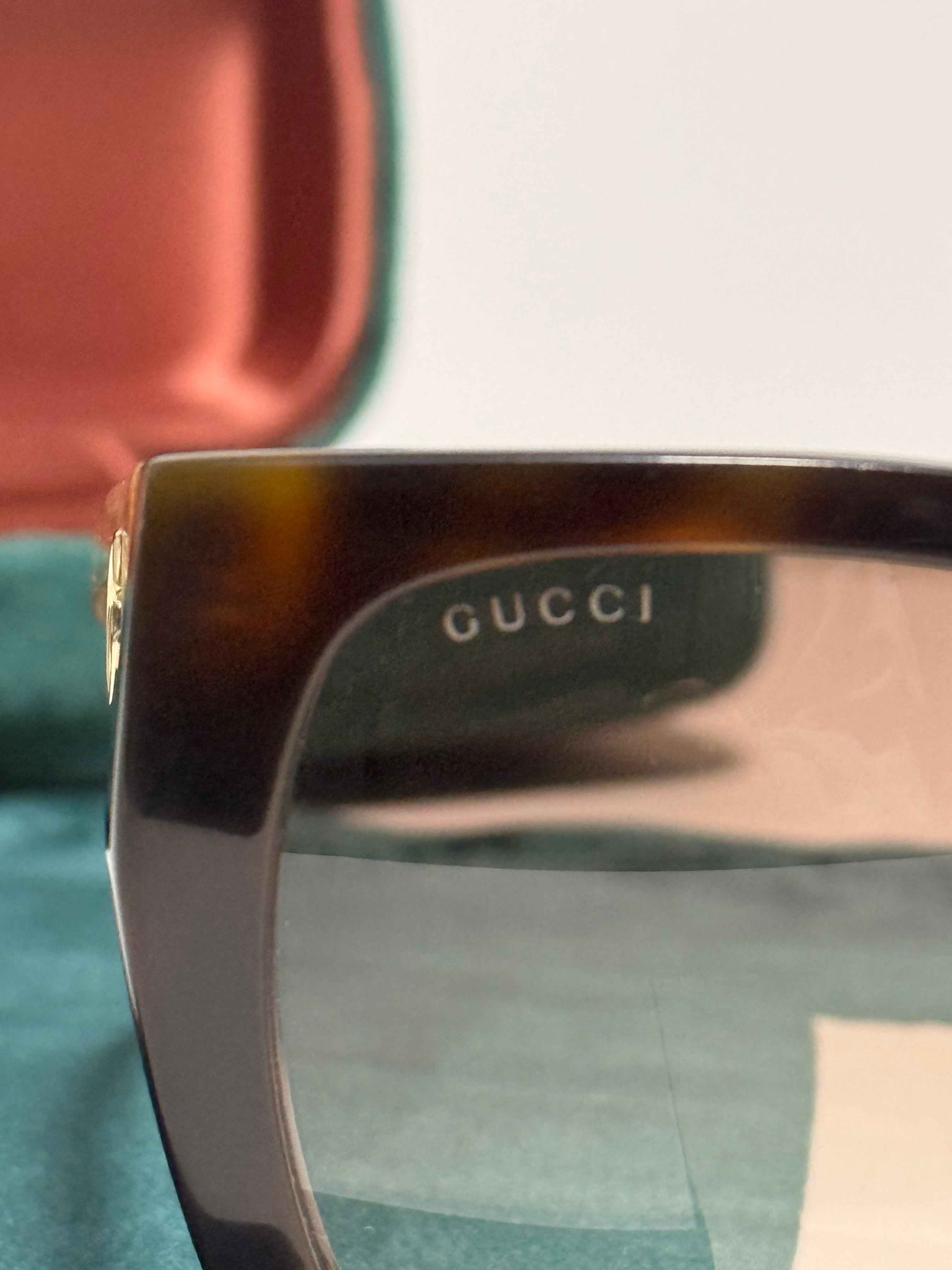Lunettes de soleil Gucci écaille marron – étui & pochon d’origine