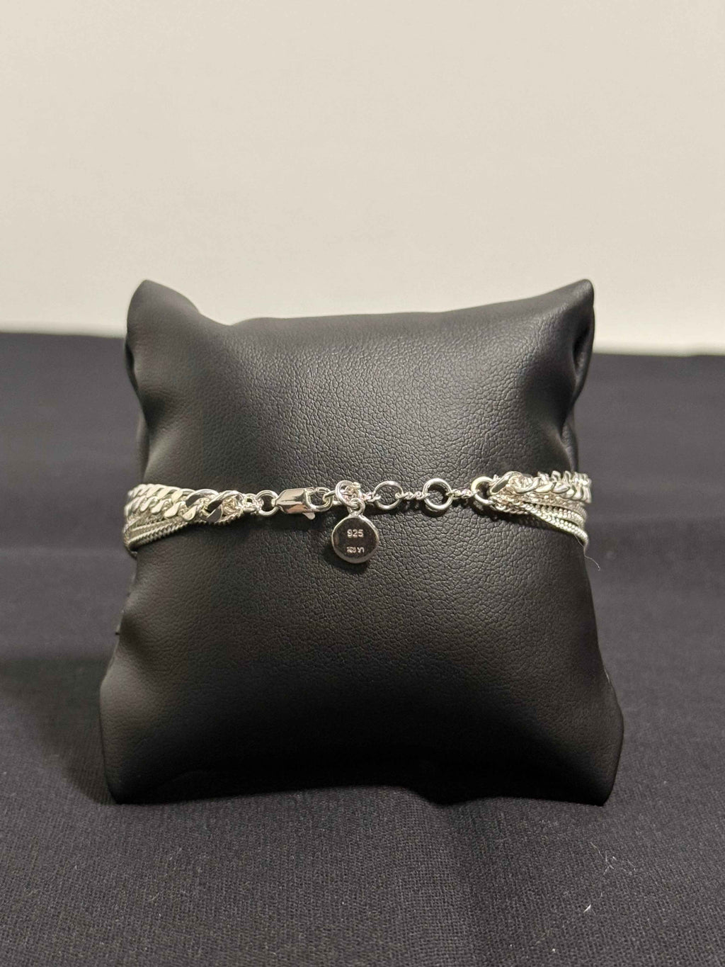 Bracelet à Chaines Entrelacées