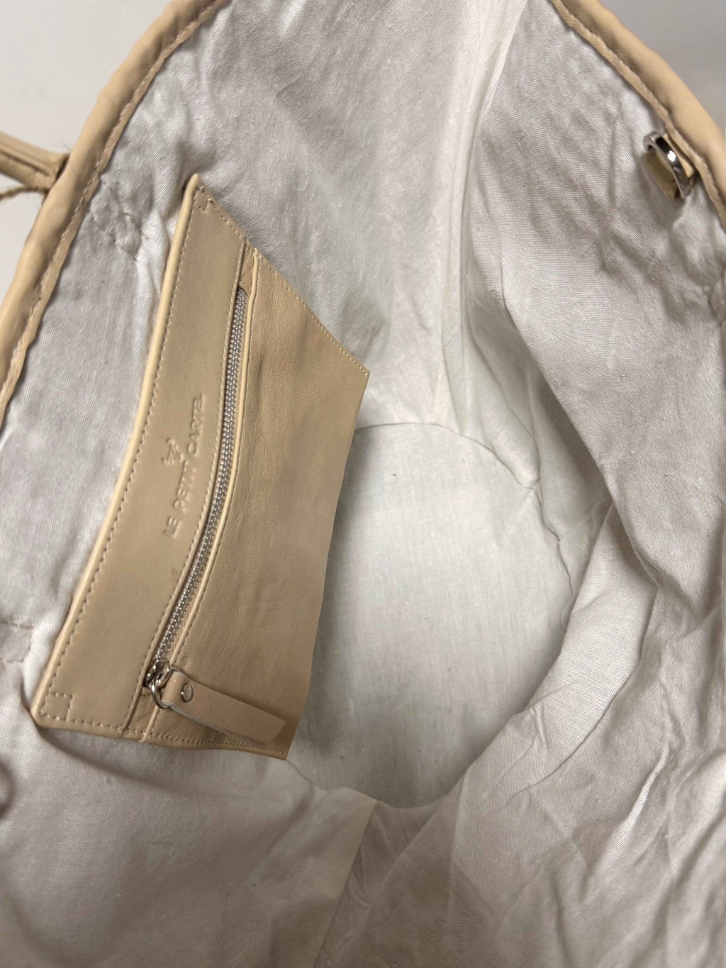 Panier en Raphia Tressé Cuir Beige