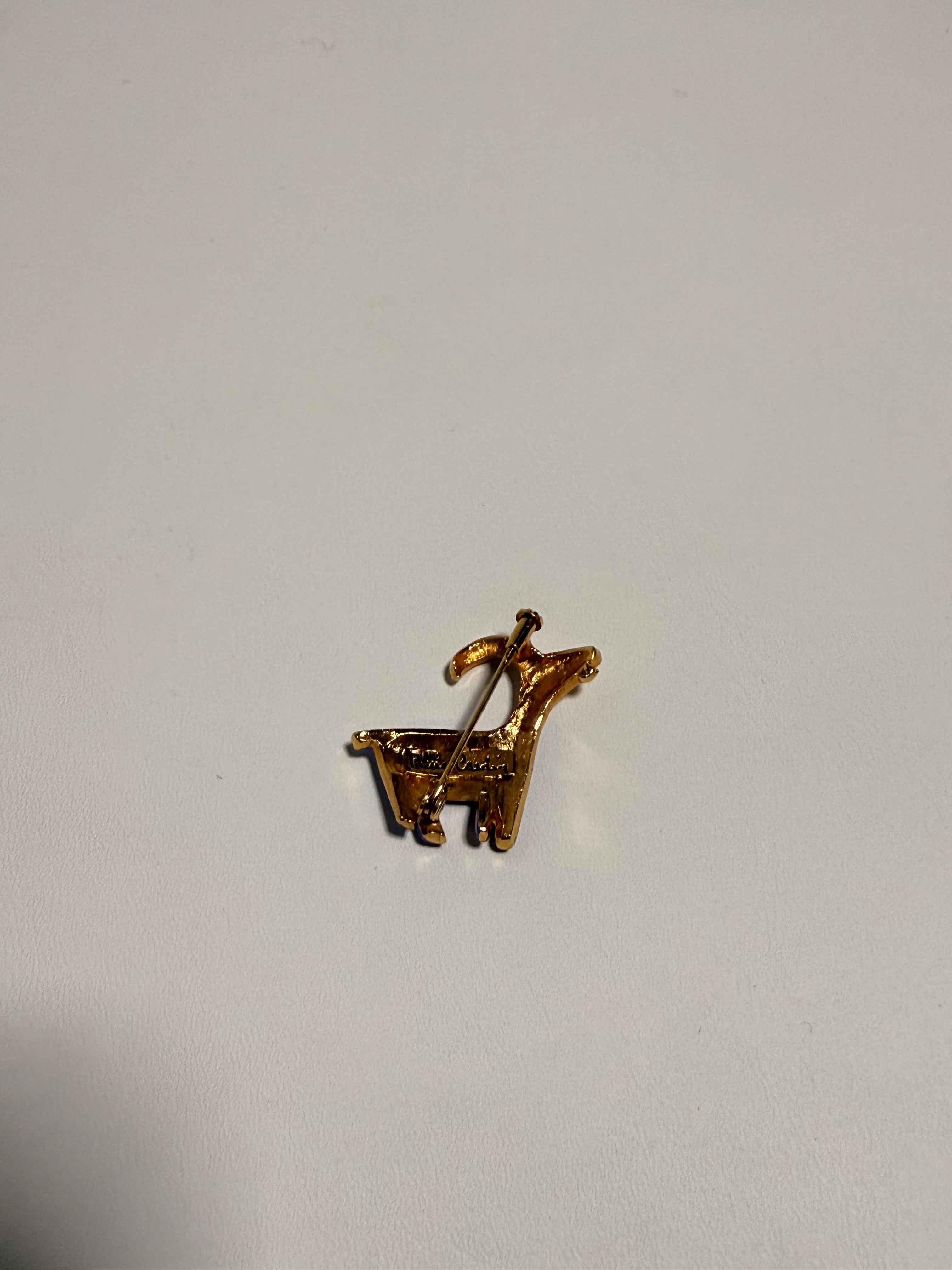 Broche Chevre Pierre Cardin