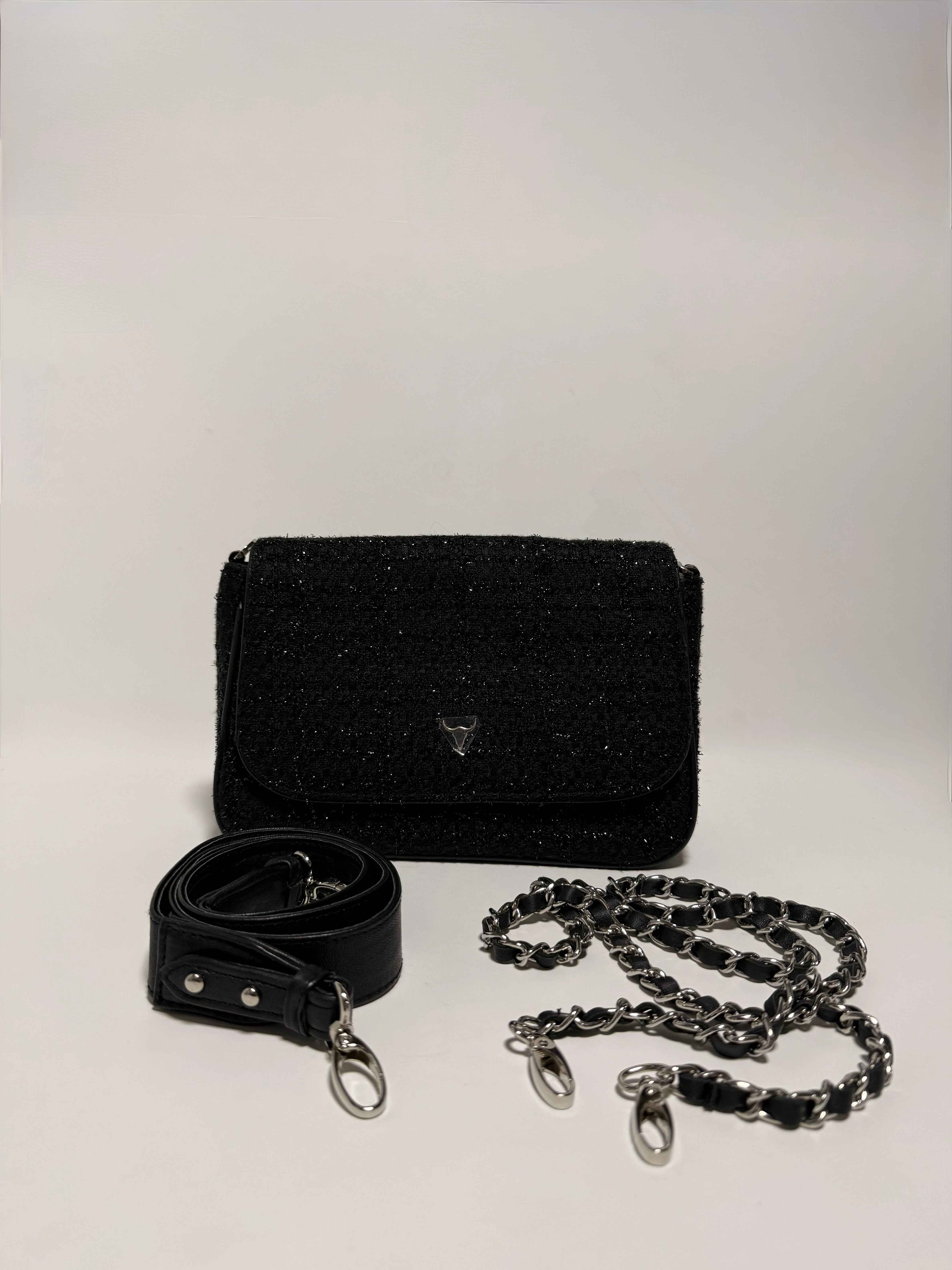 Petit sac en tweed noir – chaîne argentée & bandoulière amovible